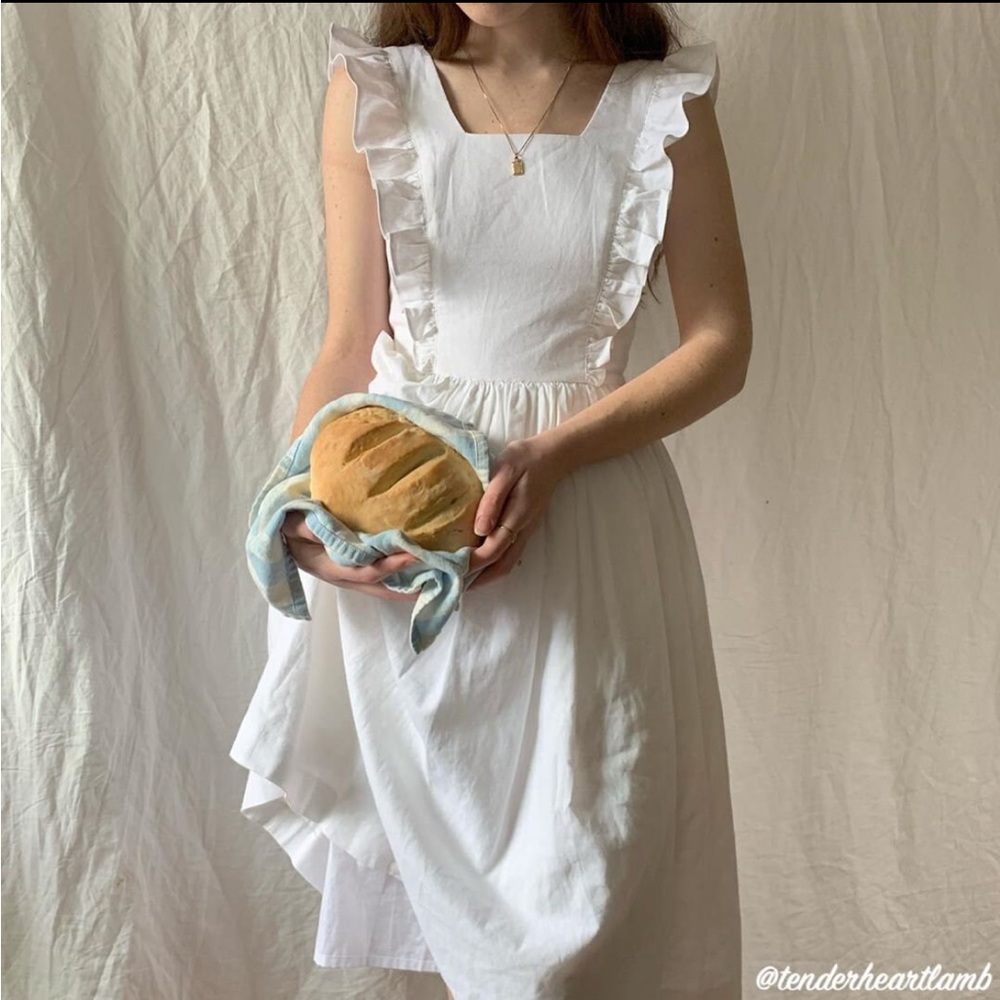 “Hearts and Found” Lorraine Dress in White Linen Size XXS-XS